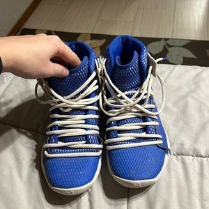 Unisex basketball shoes